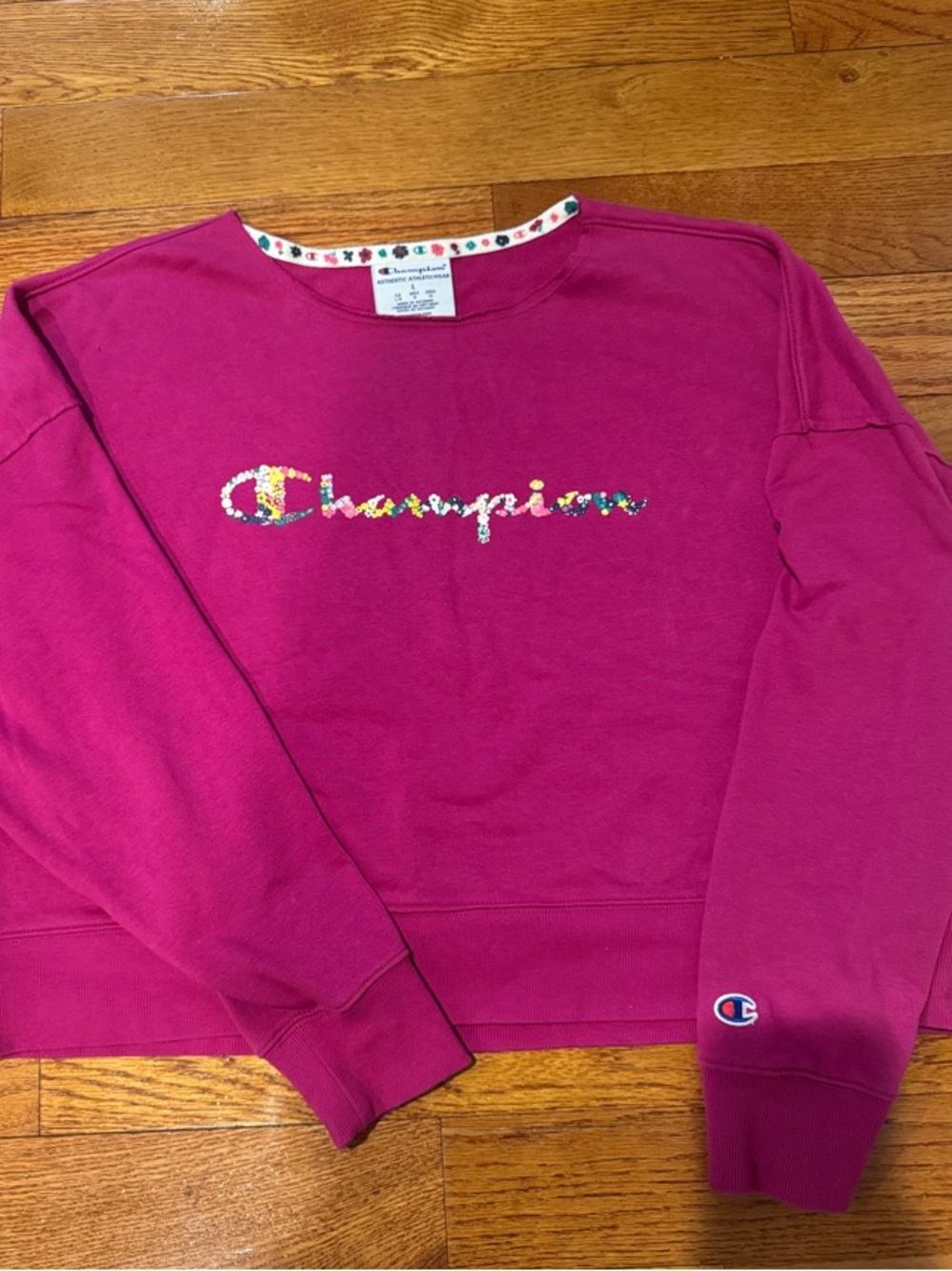 Champion Floral Script Cropped Sweatshirt in Pink